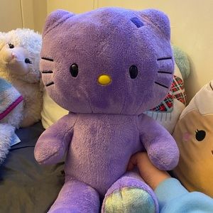 hello kitty build a bear